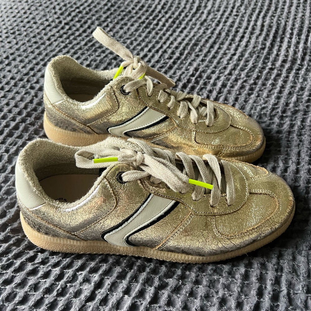 Gold Verbenas Sneakers